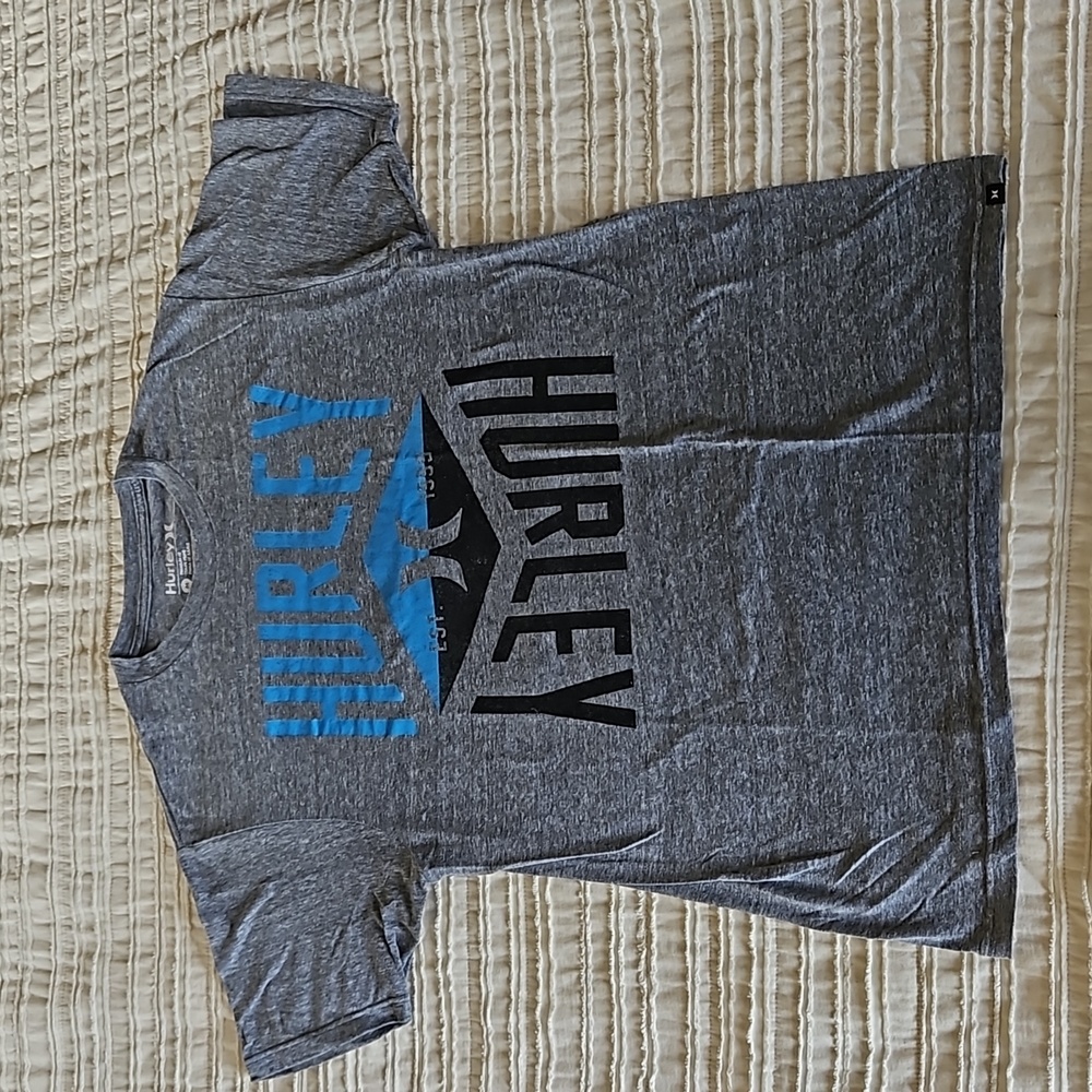 Hurley T-shirt